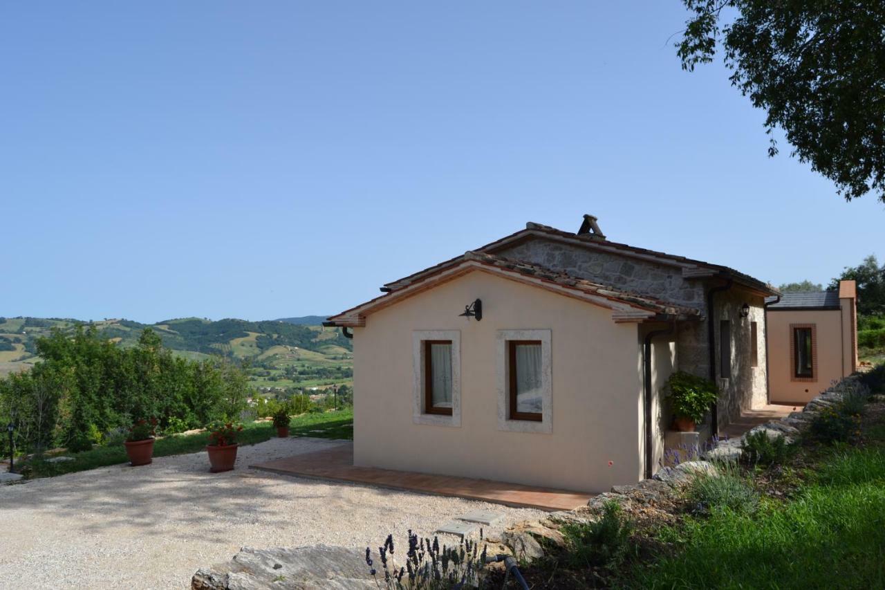 Il Nido Del Falco Nelle Antiche Mura Saturnia Exterior foto